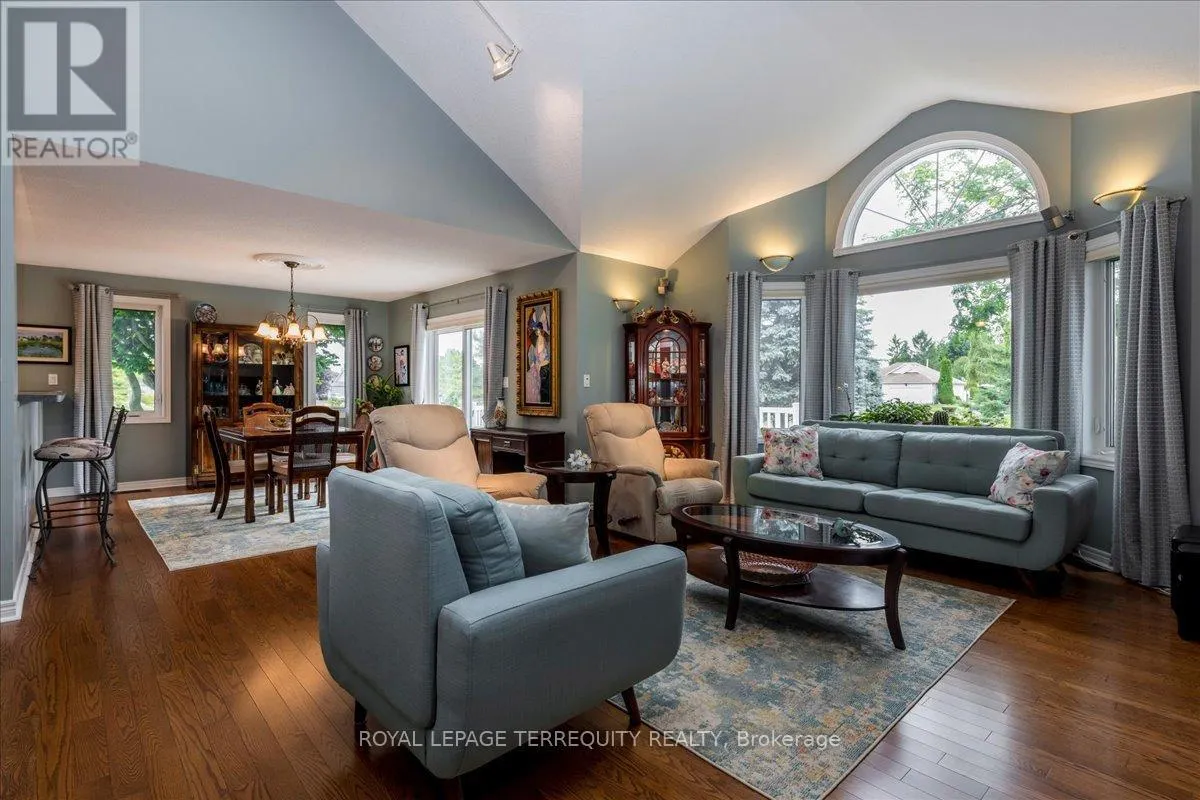 25 SANDPIPER WAY