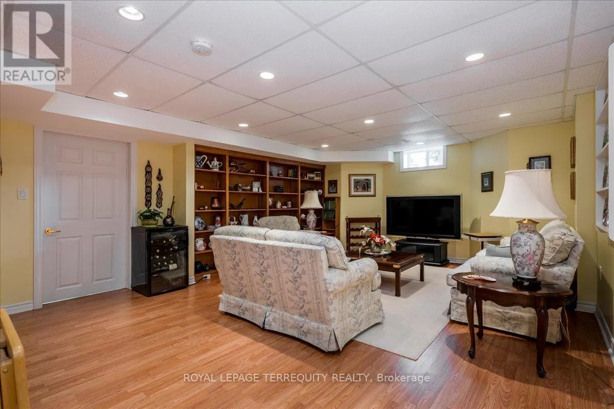 25 SANDPIPER WAY