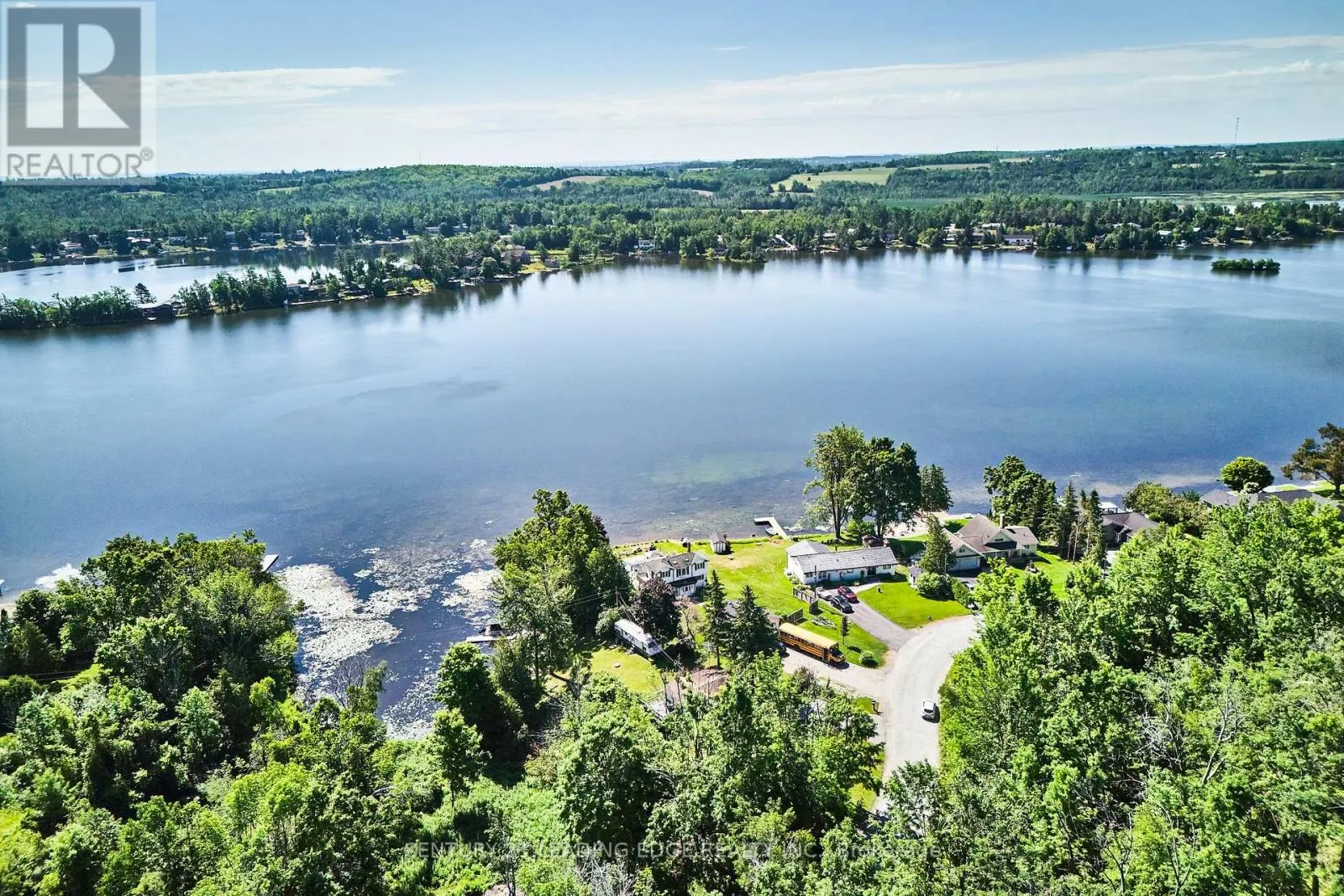 225 ARNOTT DRIVE