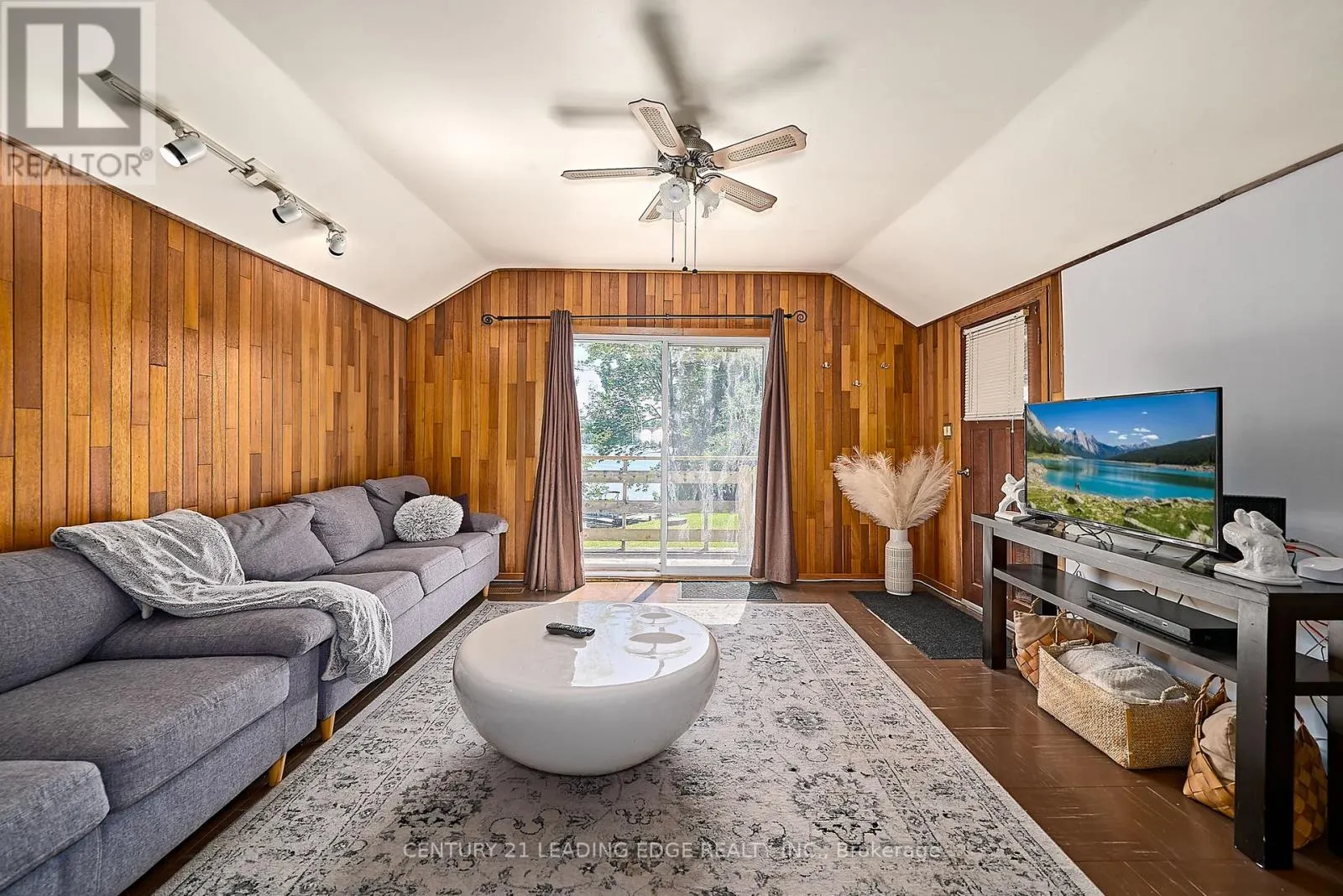 225 ARNOTT DRIVE