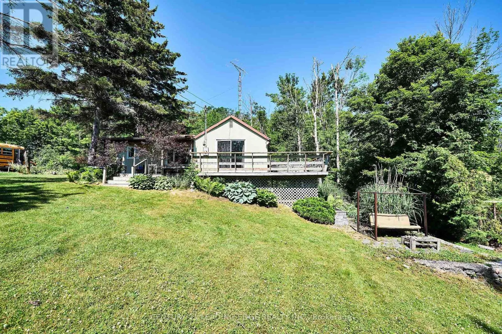 225 ARNOTT DRIVE