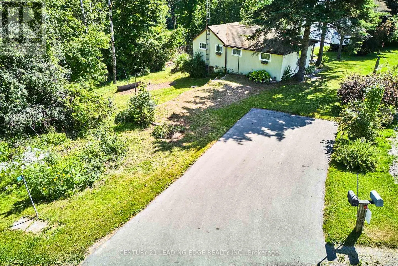 225 ARNOTT DRIVE