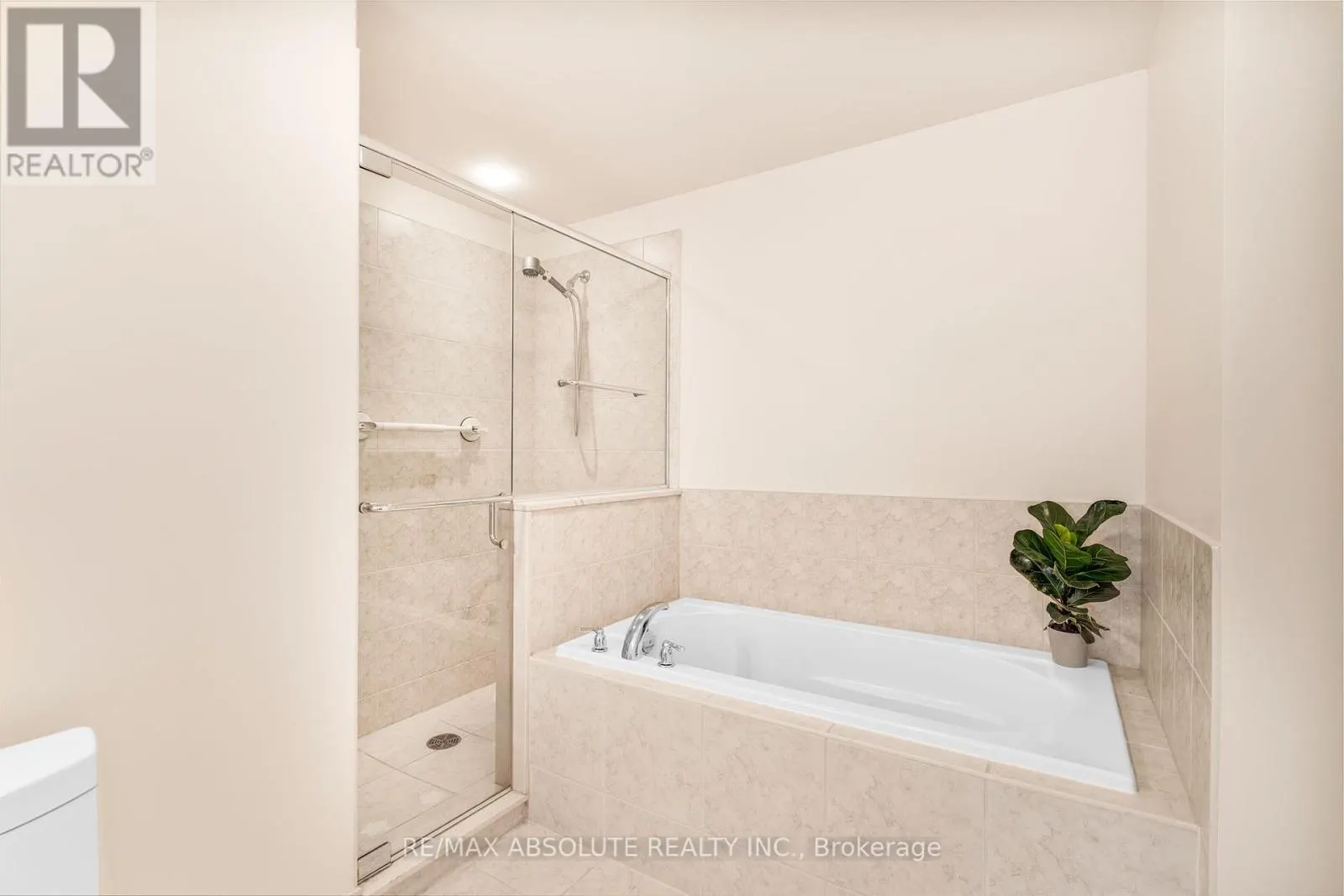 1505 - 100 INLET PRIVATE
