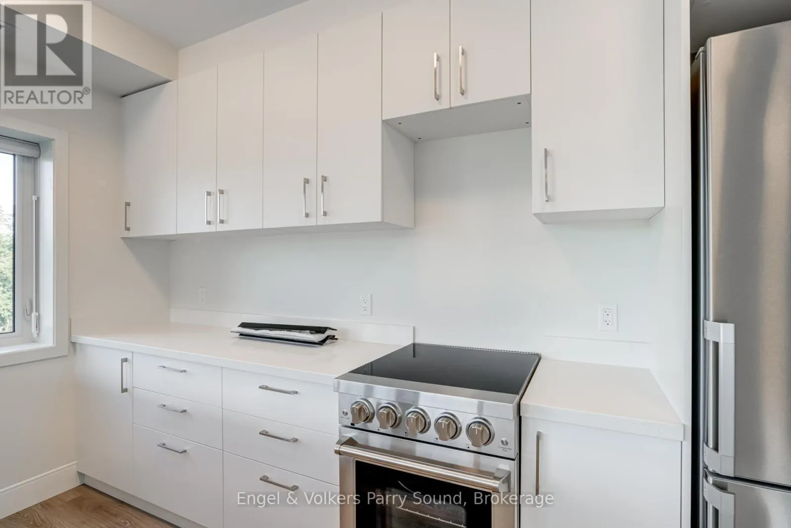 201 - 51 GEORGE STREET, #201