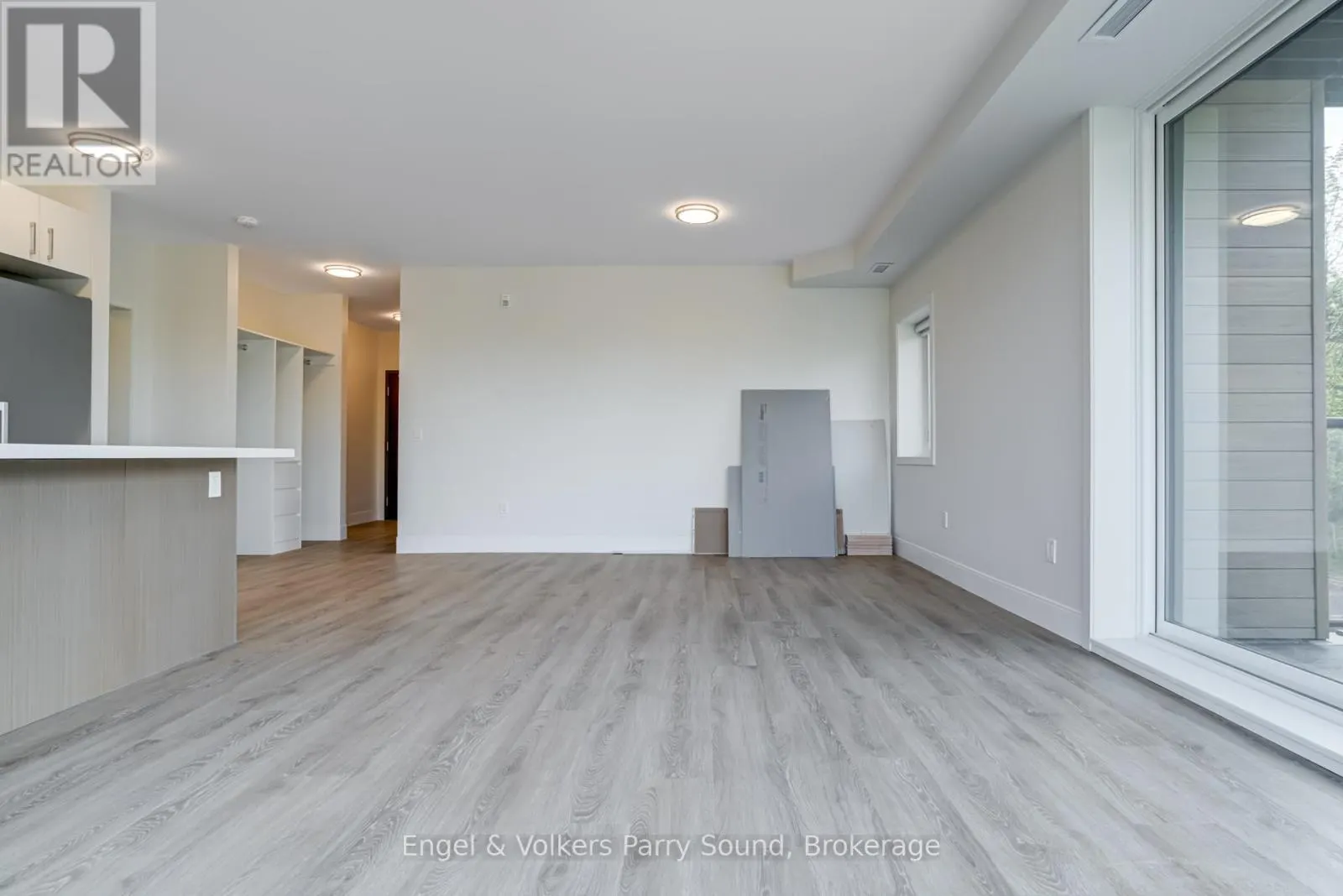 201 - 51 GEORGE STREET, #201