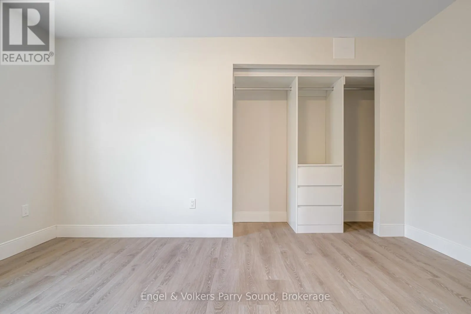 107 - 51 GEORGE STREET, #107