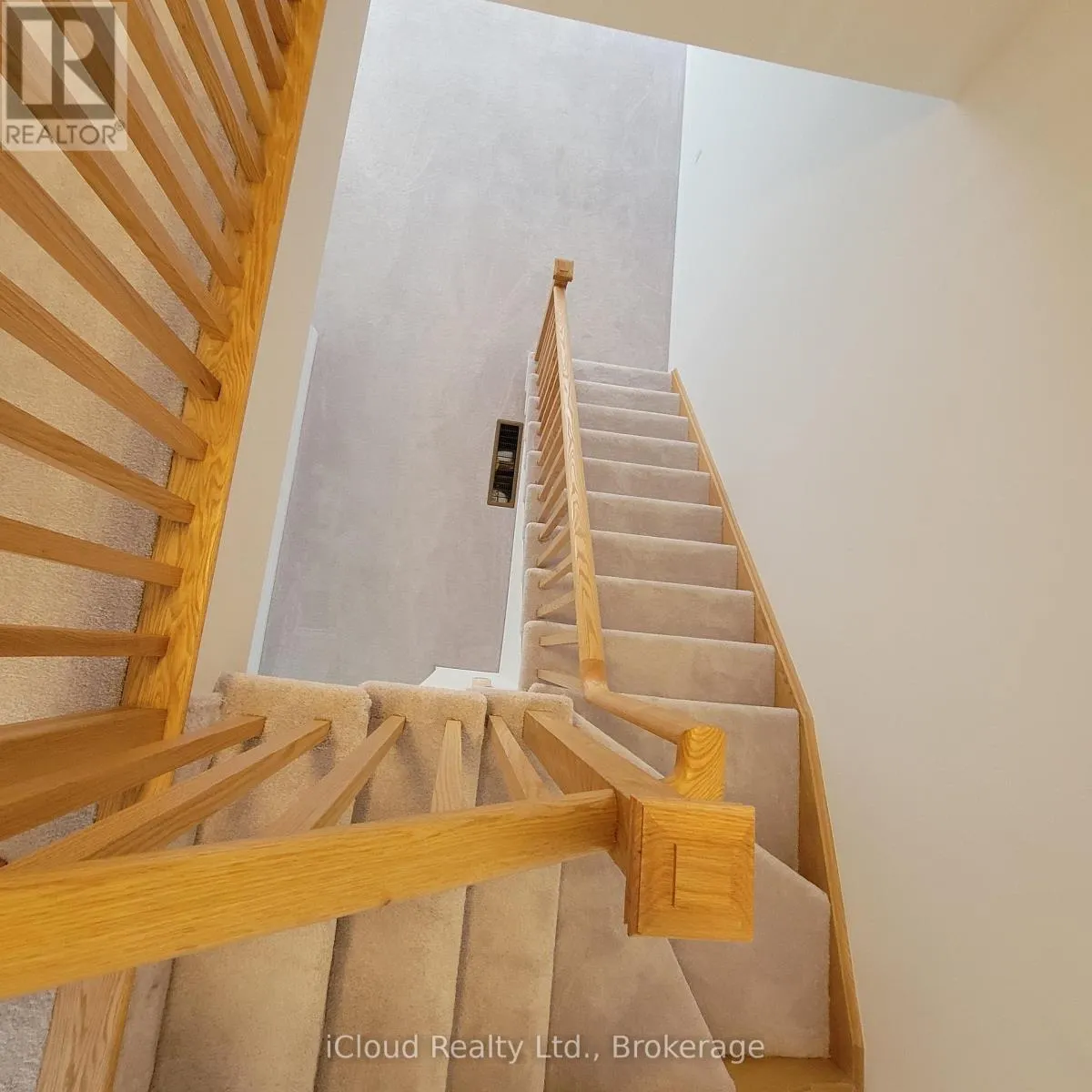 19 EDMINSTON DRIVE