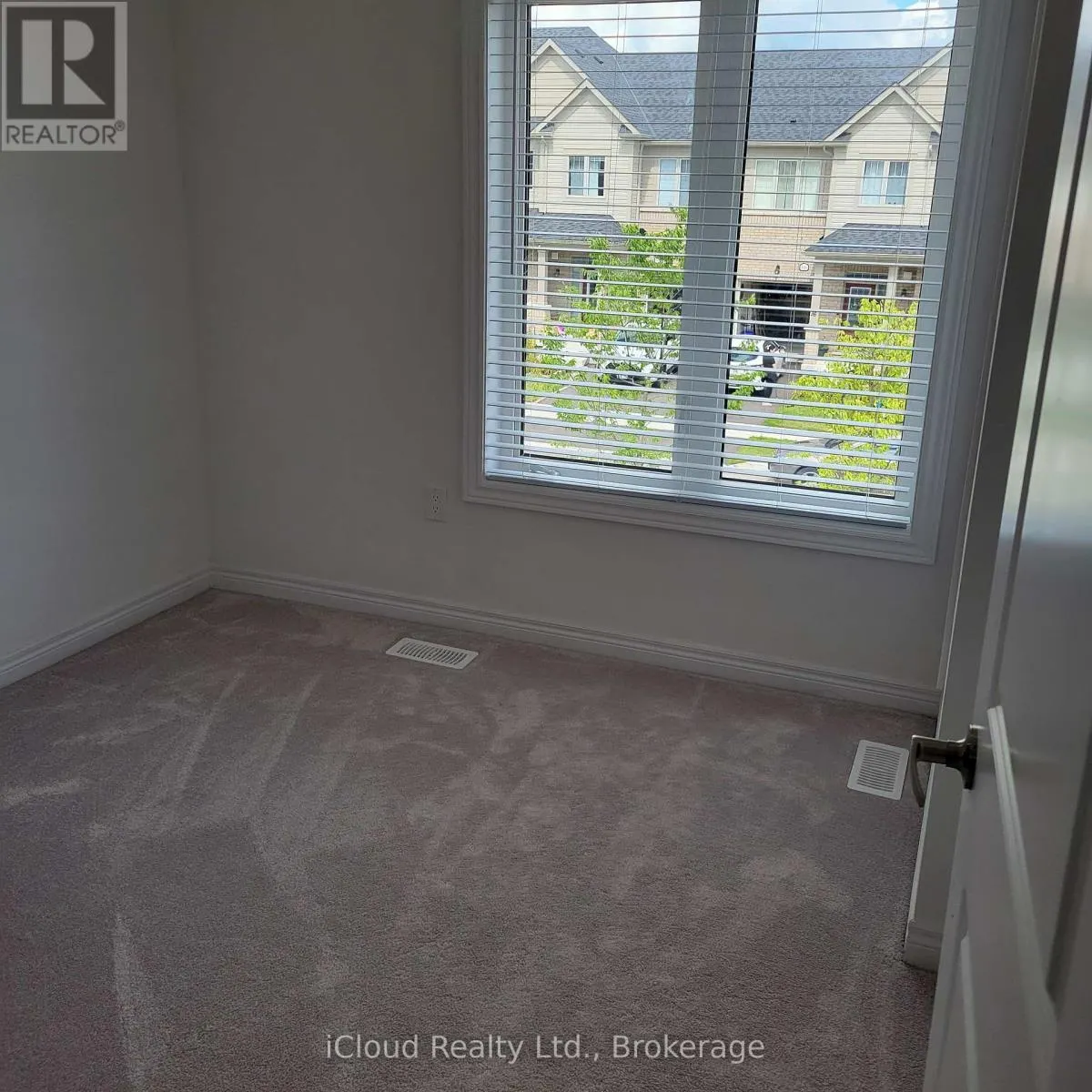 19 EDMINSTON DRIVE