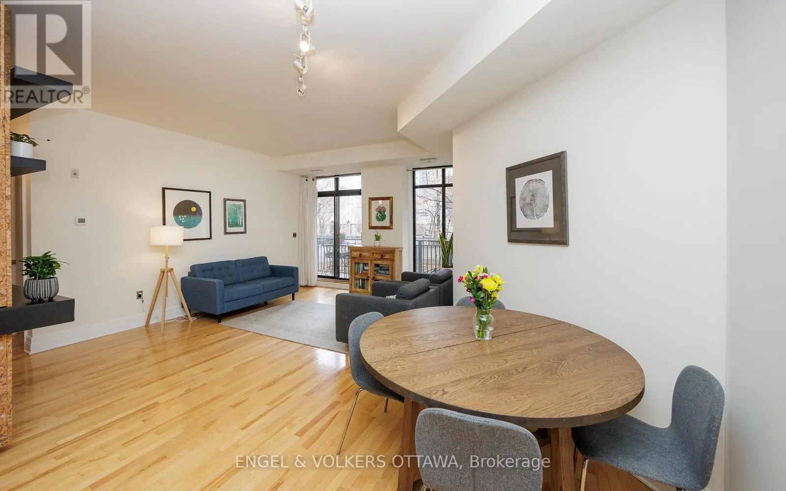 203 - 375 LISGAR STREET