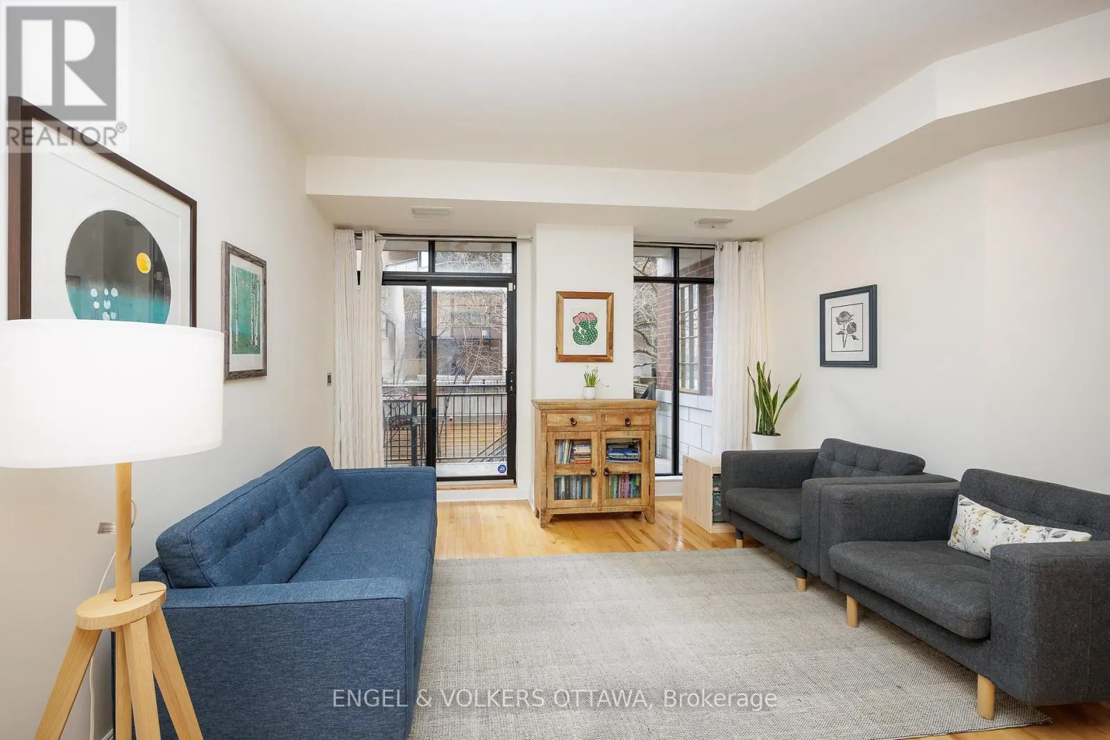 203 - 375 LISGAR STREET