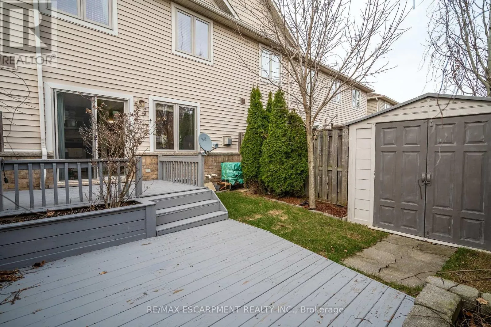 41 - 222 FALL FAIR WAY