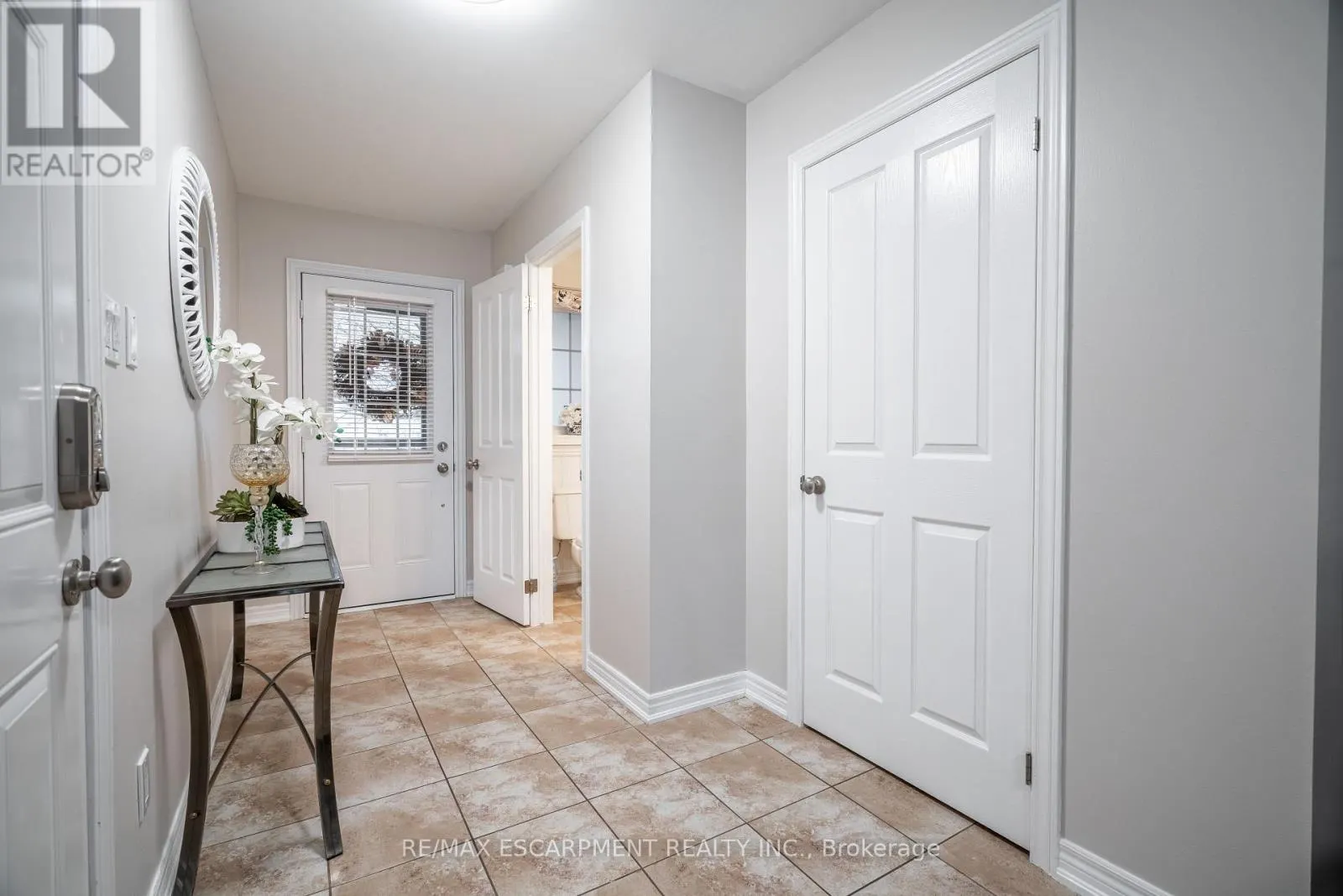 41 - 222 FALL FAIR WAY