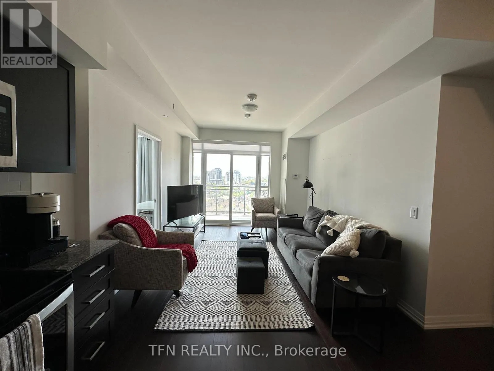 1301 - 155 CAROLINE STREET S
