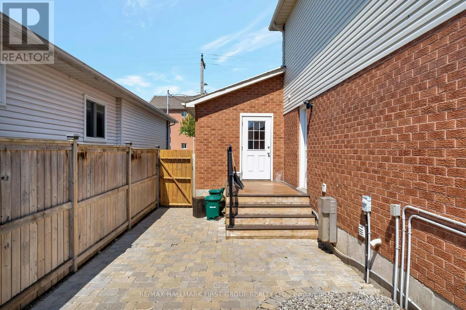 723 CARLISLE STREET