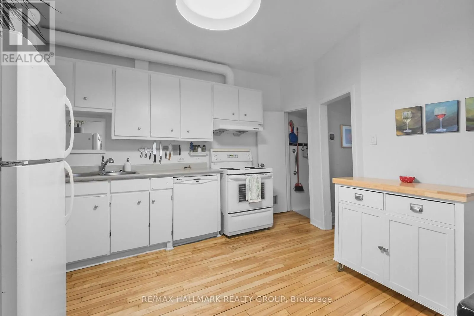 230 BOOTH STREET