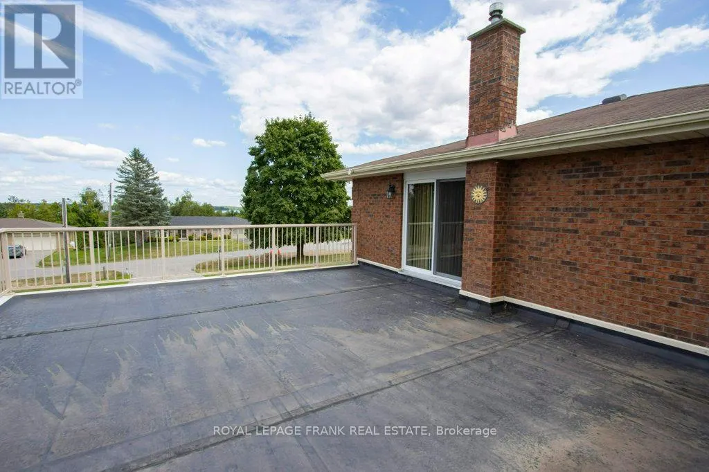 357 THE CAPTAINS CORNERS