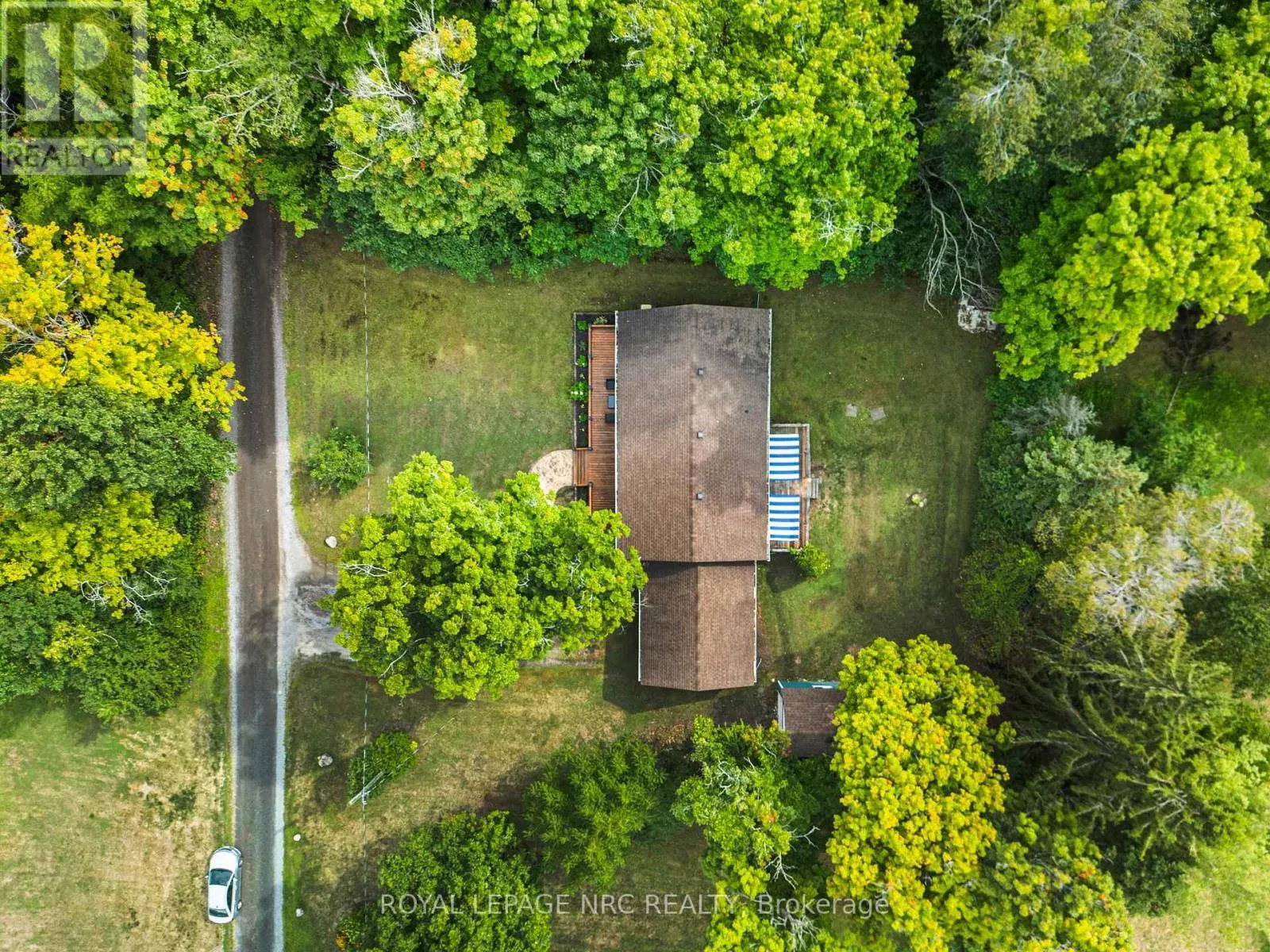 445 GLORIA ROAD