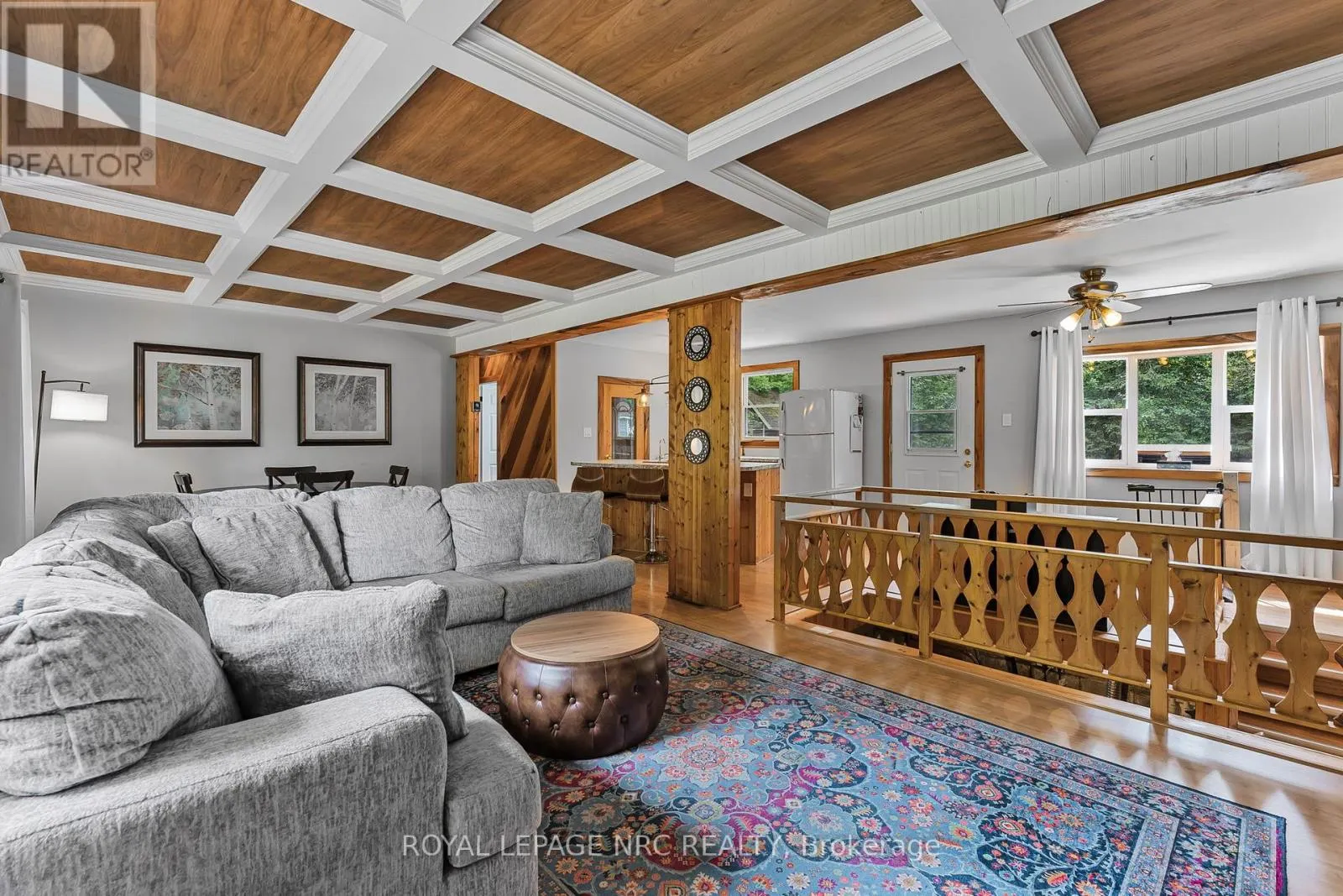 445 GLORIA ROAD