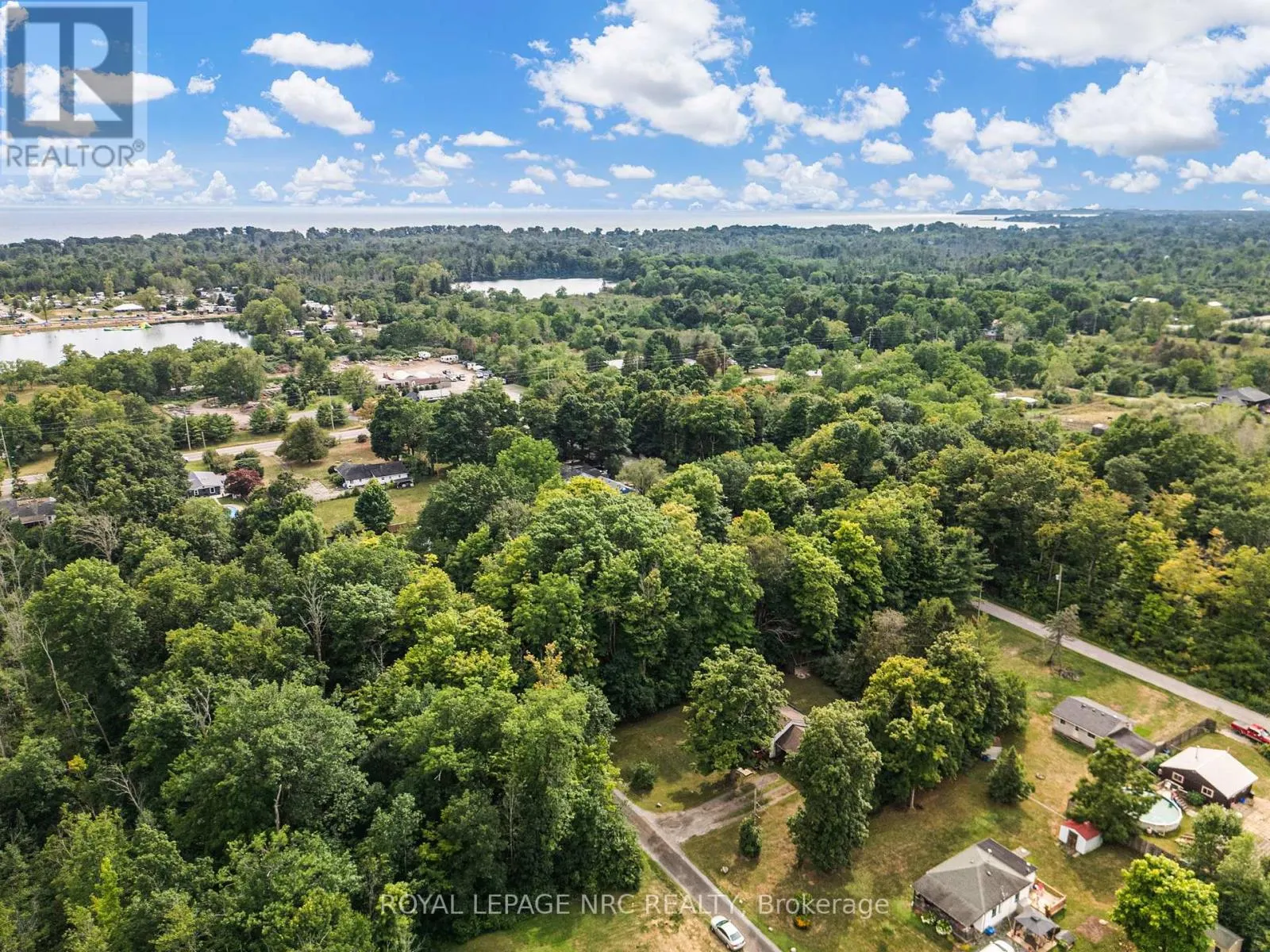 445 GLORIA ROAD