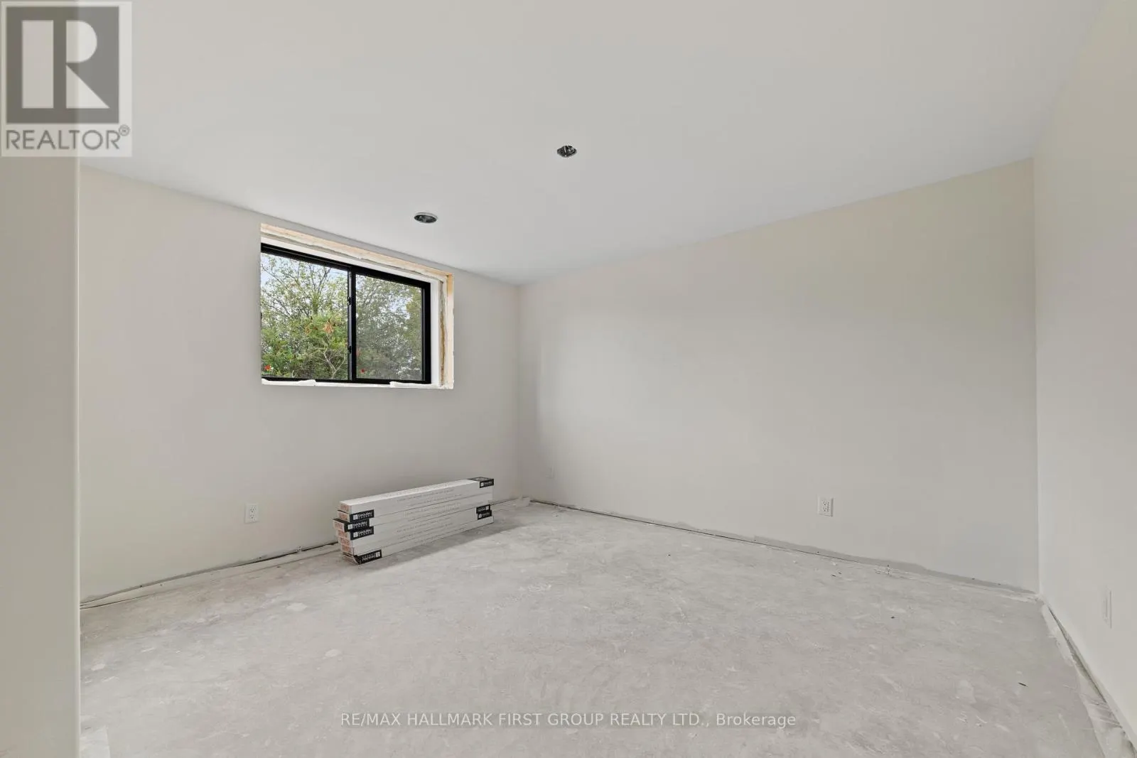 19115 LOYALIST PARKWAY