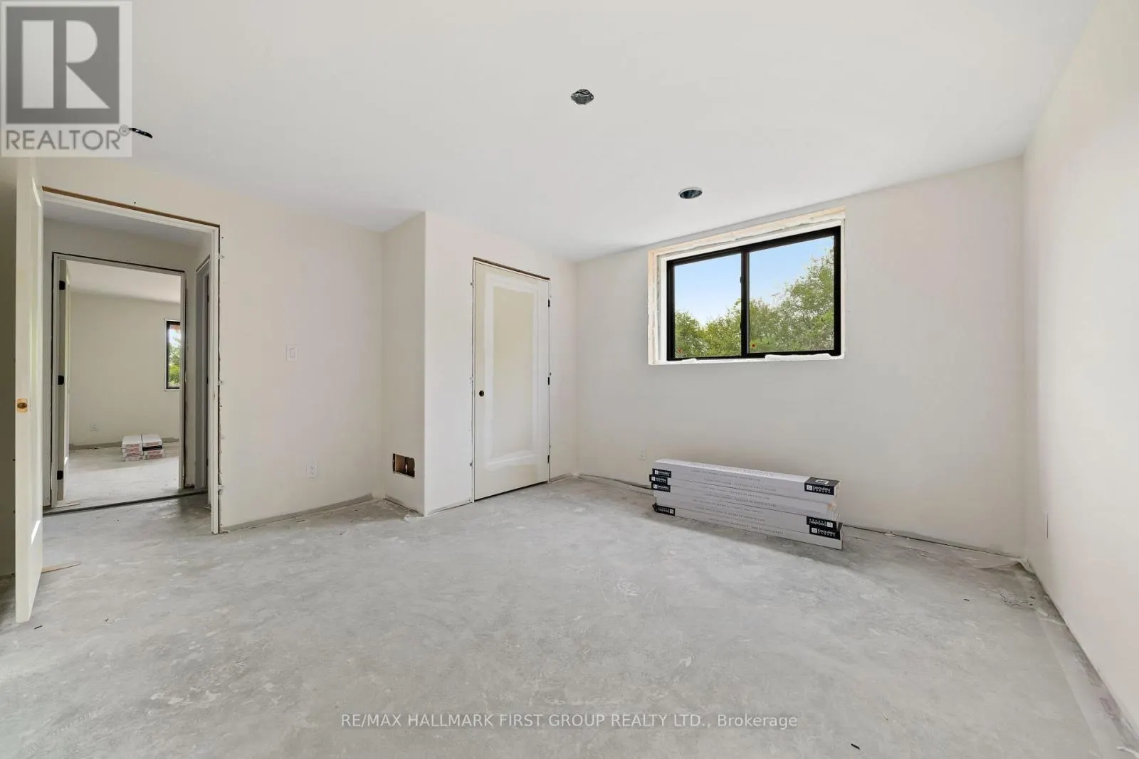 19115 LOYALIST PARKWAY