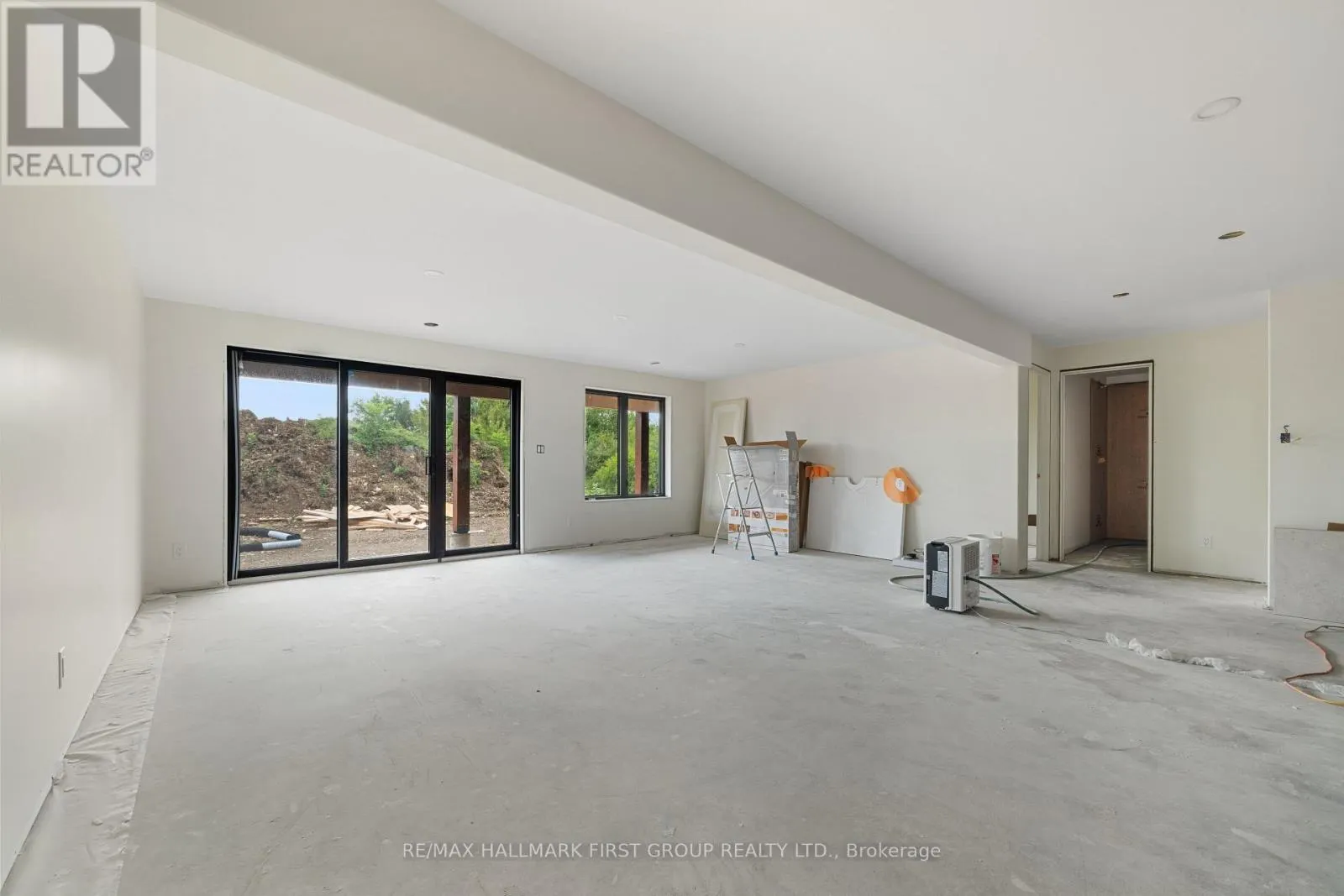 19115 LOYALIST PARKWAY