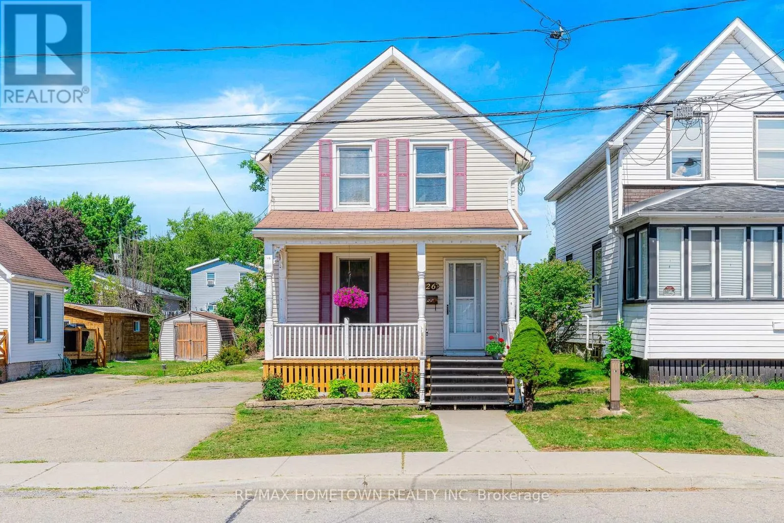 26 FRONT AVENUE E