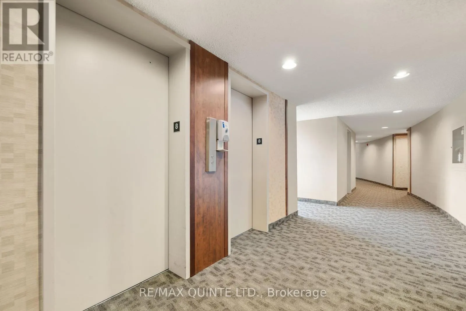 807 - 2 FRONT STREET S, #807
