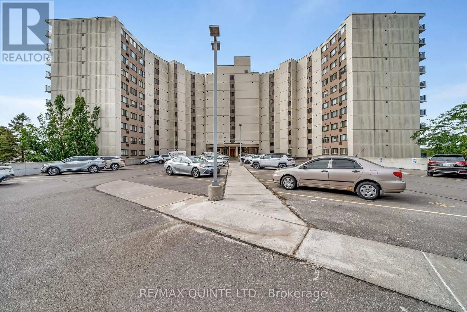 807 - 2 FRONT STREET S, #807