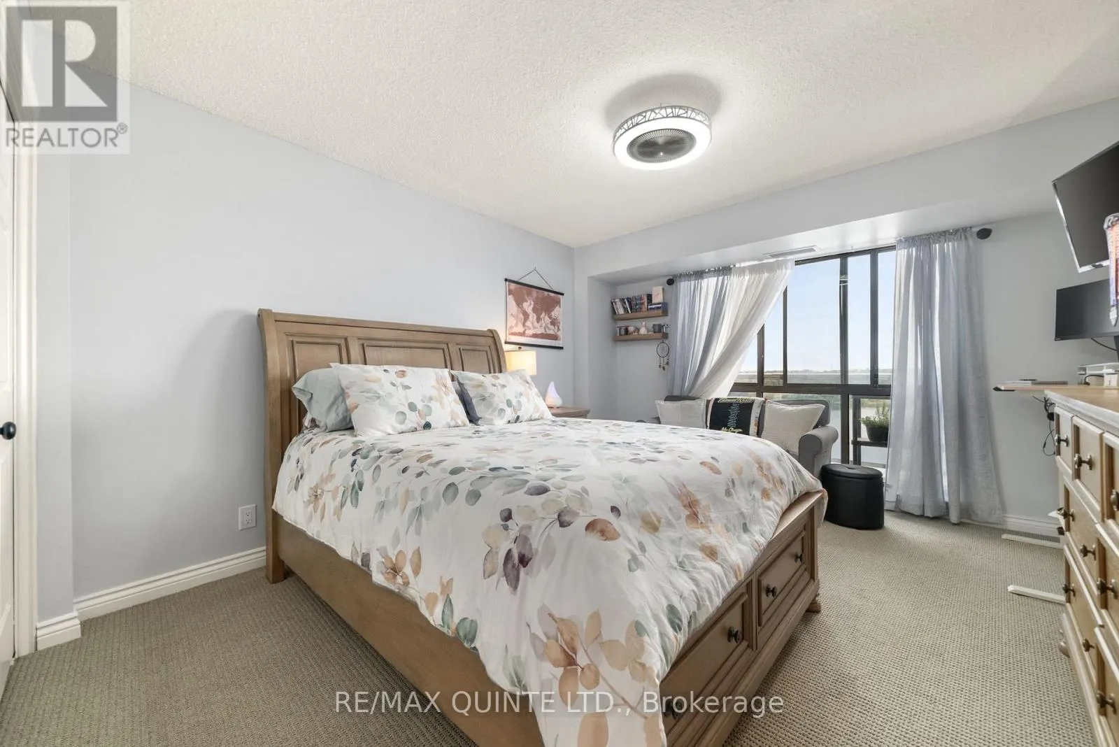 807 - 2 FRONT STREET S, #807
