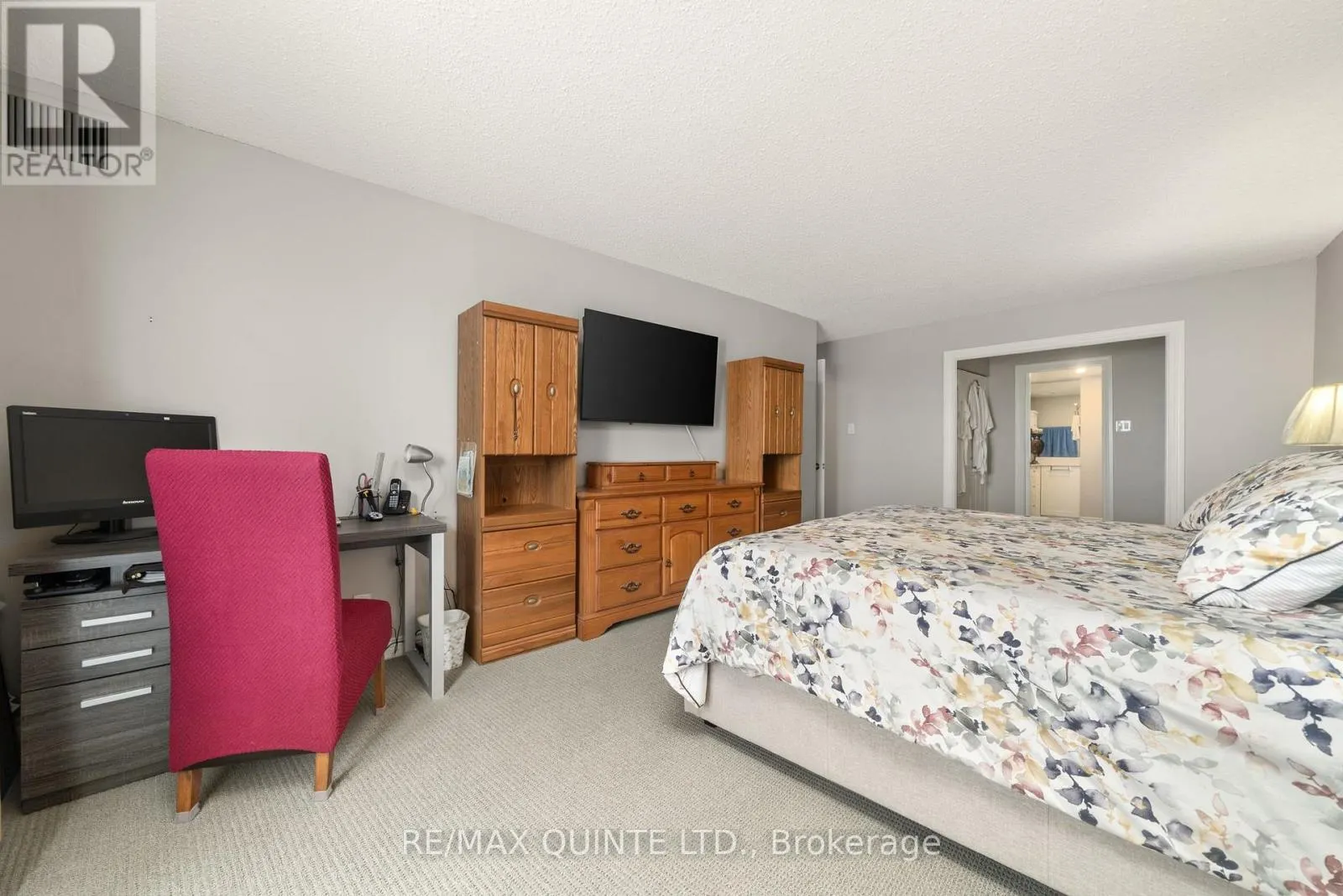 807 - 2 FRONT STREET S, #807