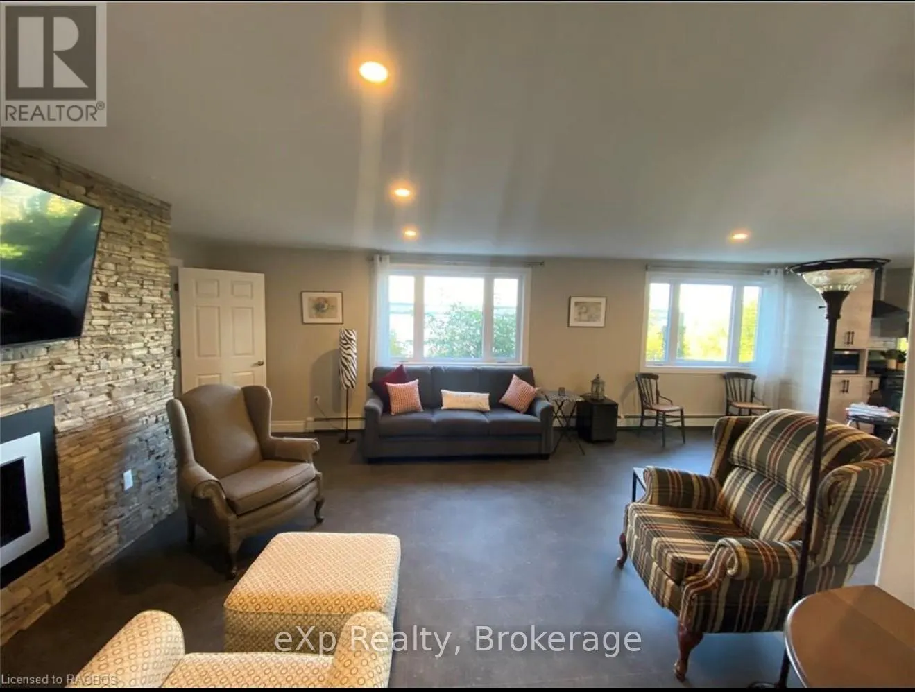 502435 GREY ROAD 1 ROAD