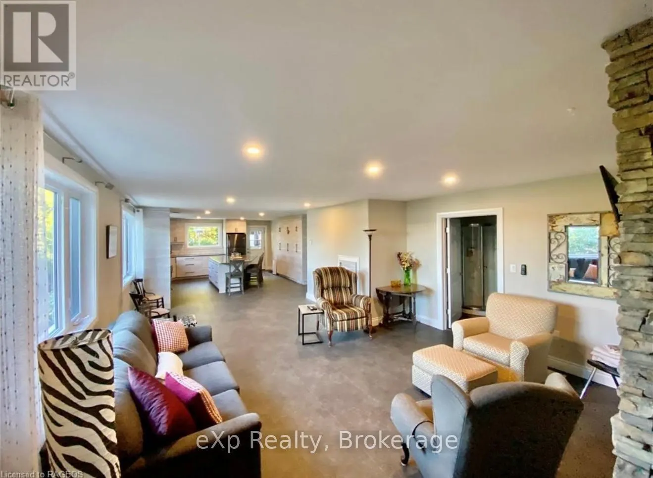 502435 GREY ROAD 1 ROAD