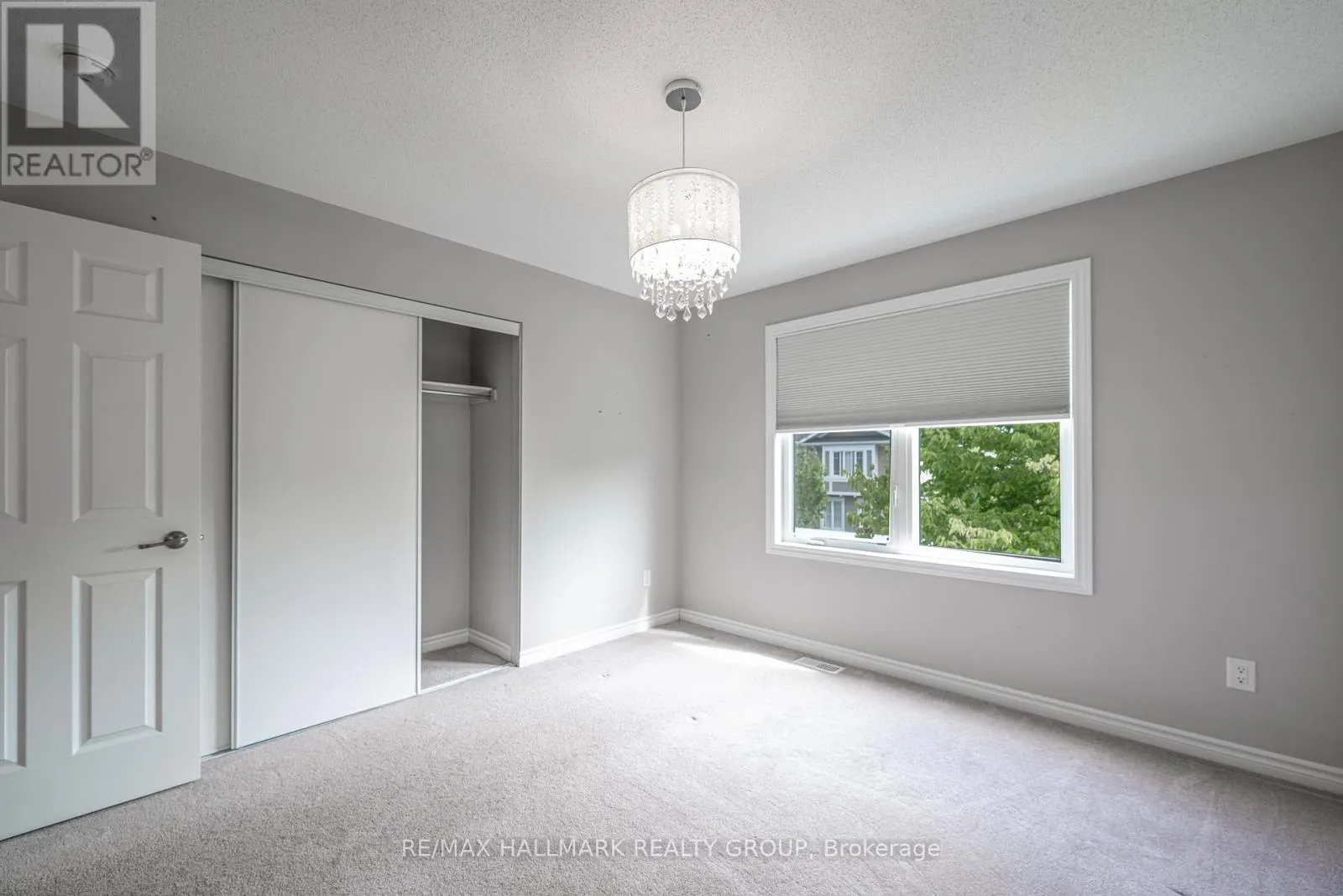738 MAYFLY CRESCENT
