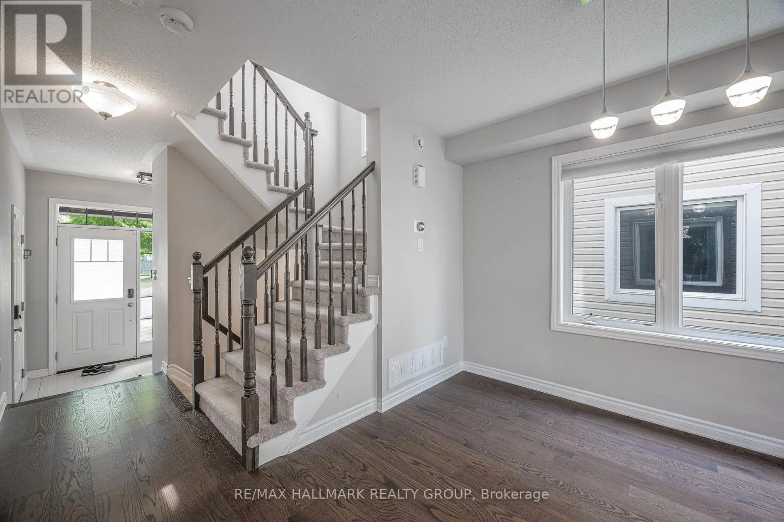 738 MAYFLY CRESCENT