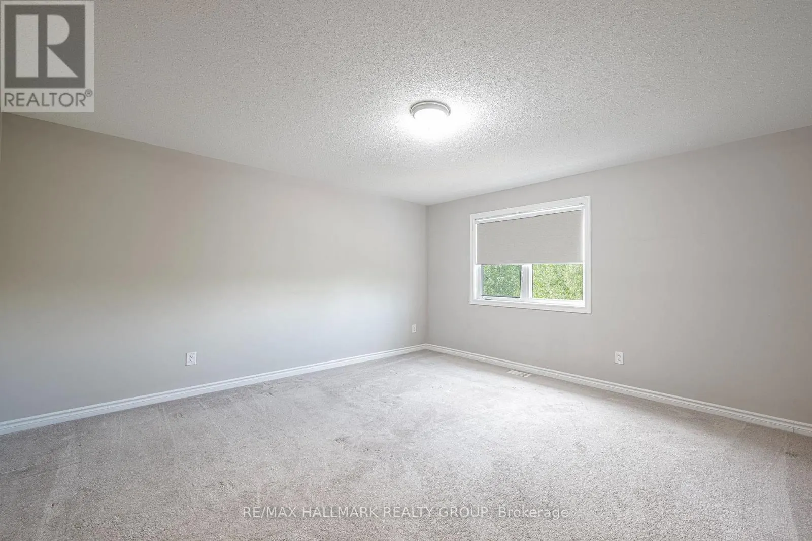 738 MAYFLY CRESCENT