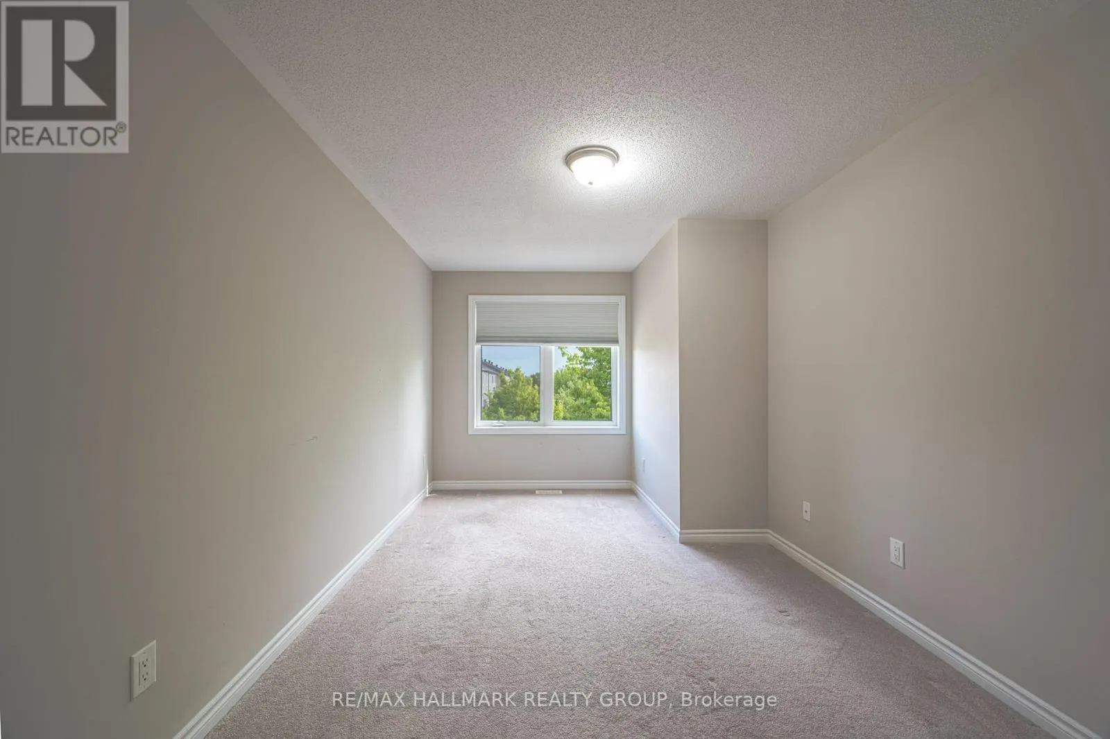 738 MAYFLY CRESCENT