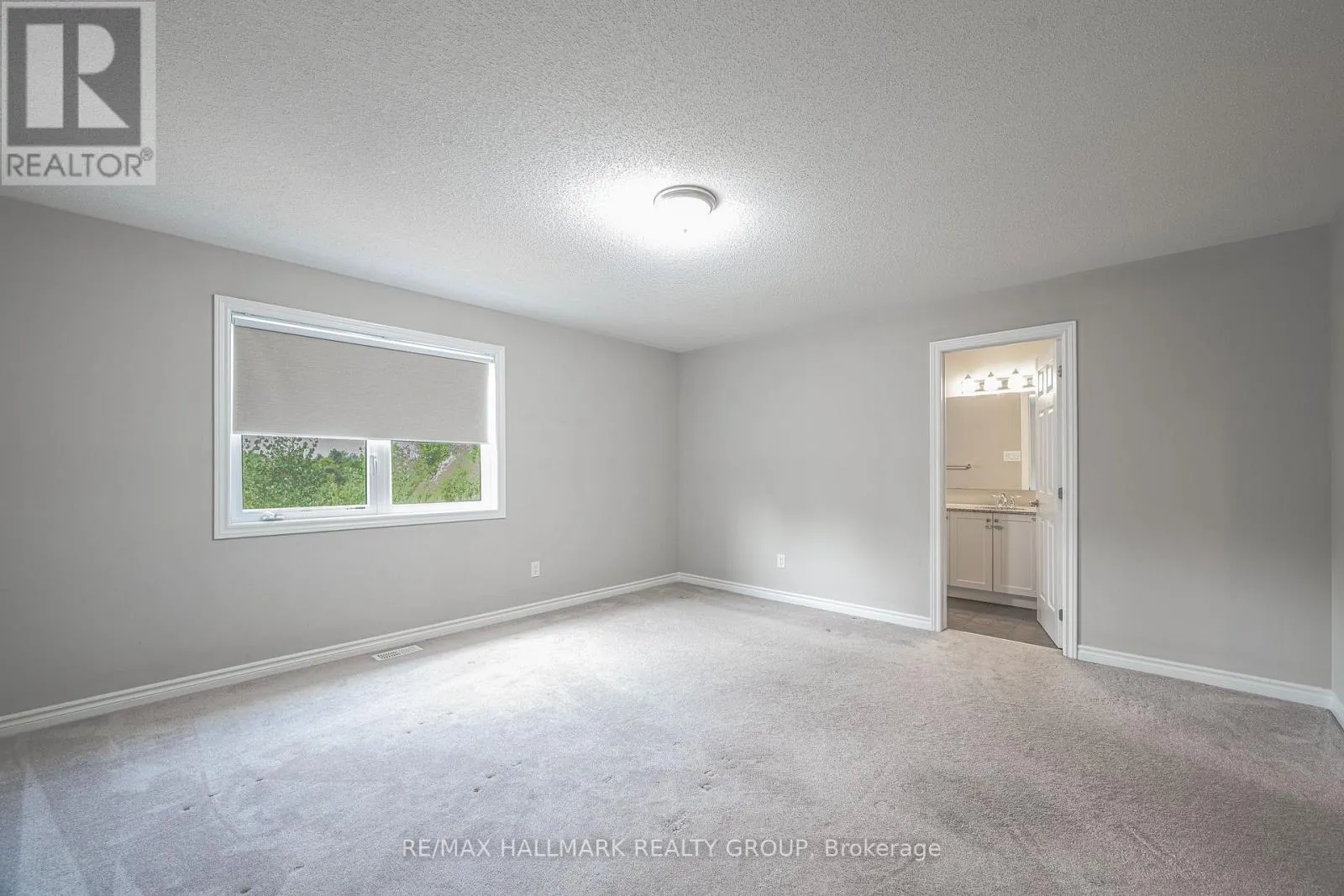 738 MAYFLY CRESCENT