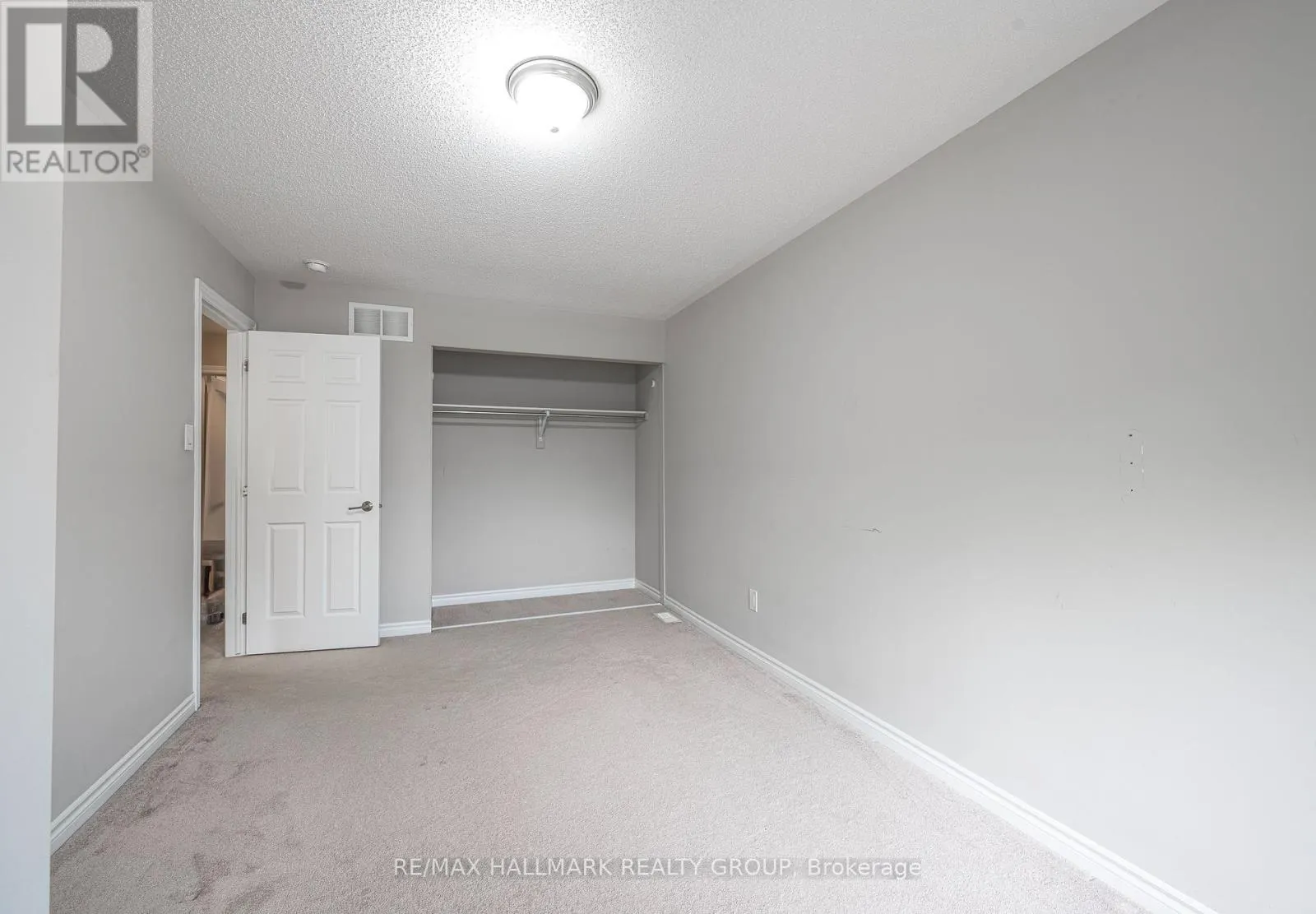 738 MAYFLY CRESCENT
