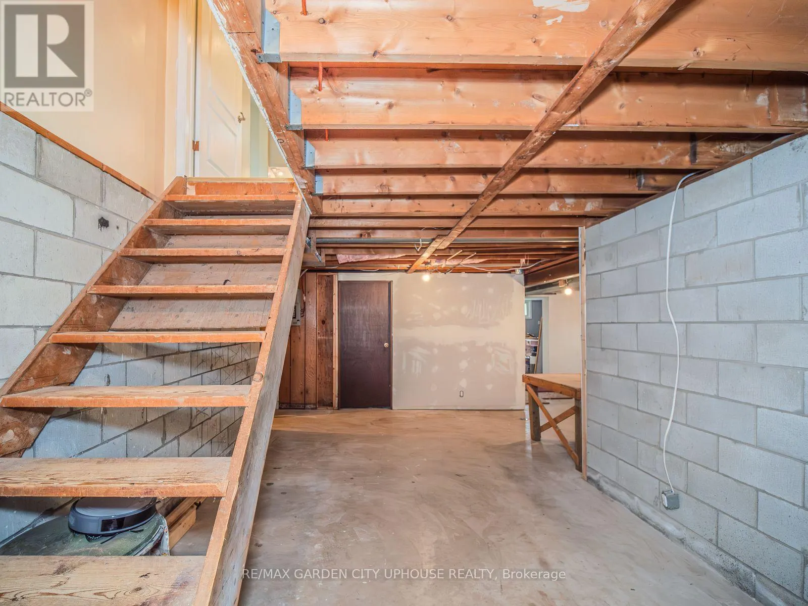 373 DARBY ROAD