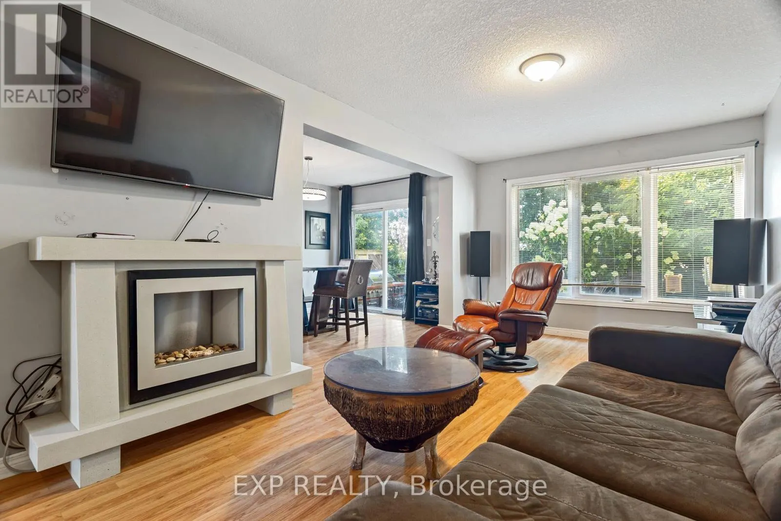 118 CHATEAU CRESCENT
