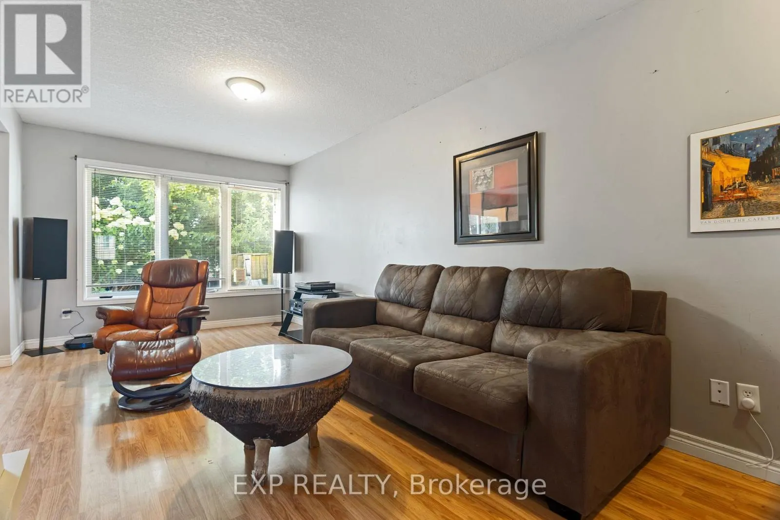 118 CHATEAU CRESCENT