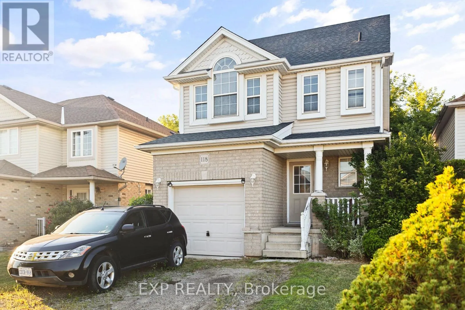 118 CHATEAU CRESCENT