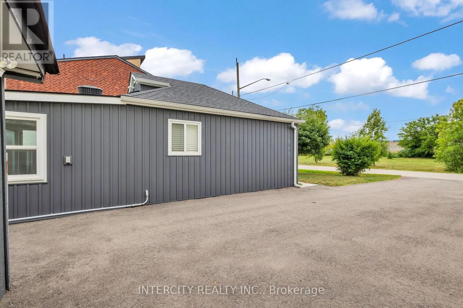 24 TRILLIUM AVENUE