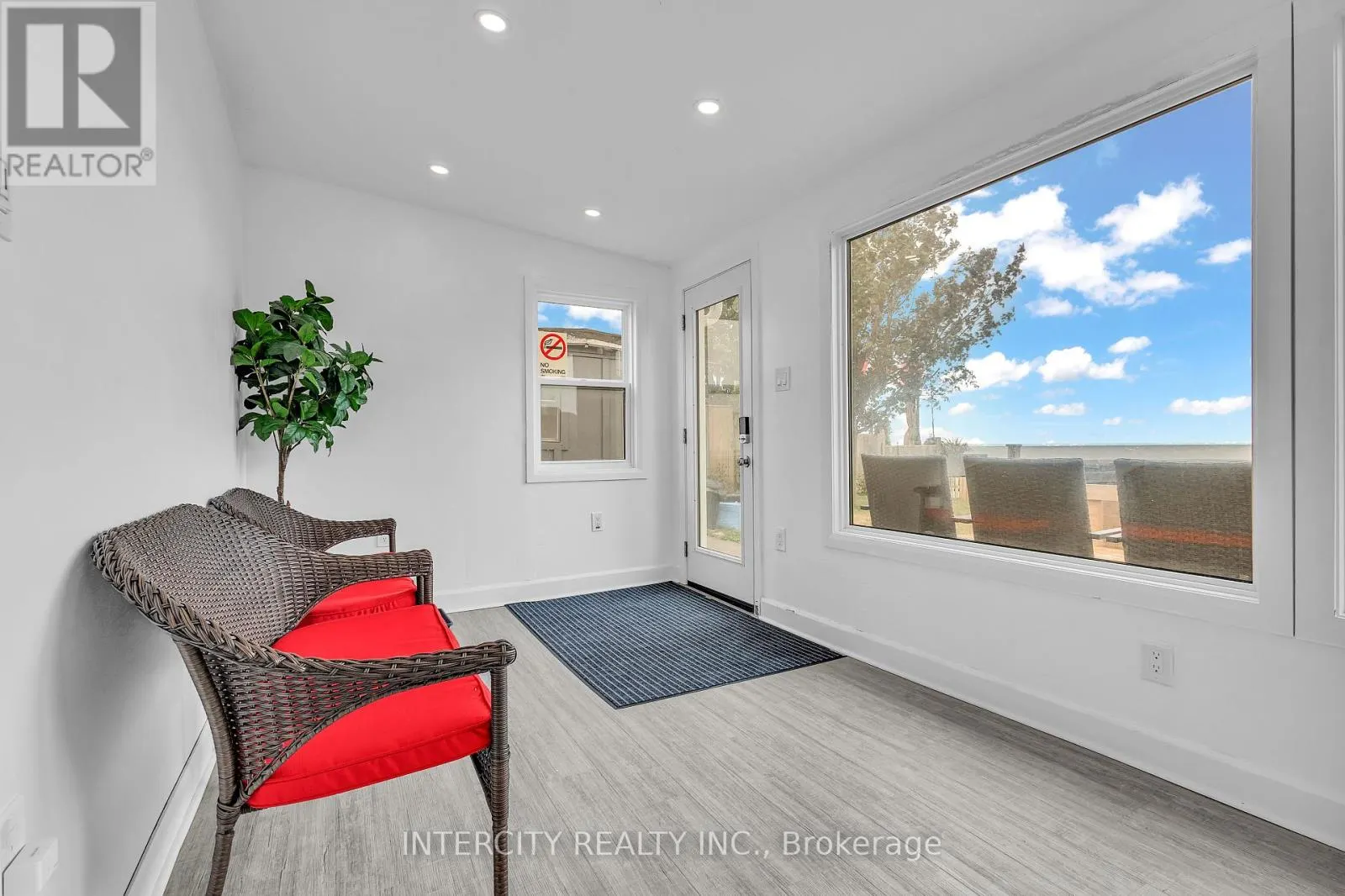 24 TRILLIUM AVENUE
