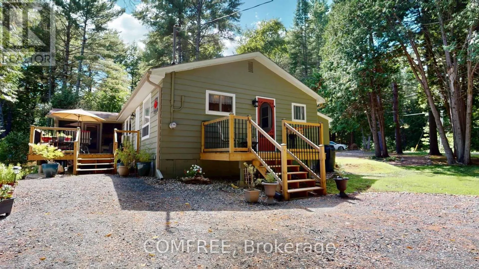 1005 HOYLE LANE W