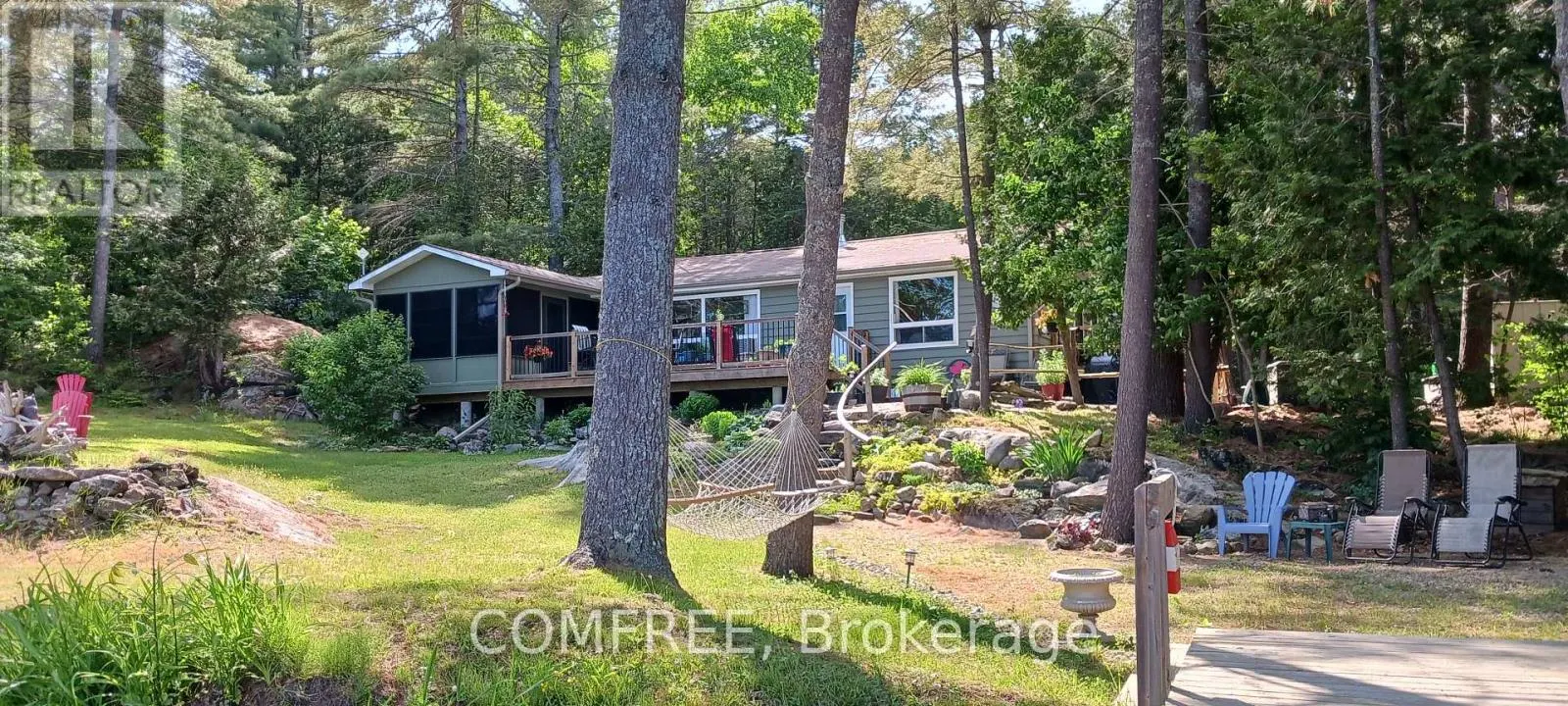 1005 HOYLE LANE W