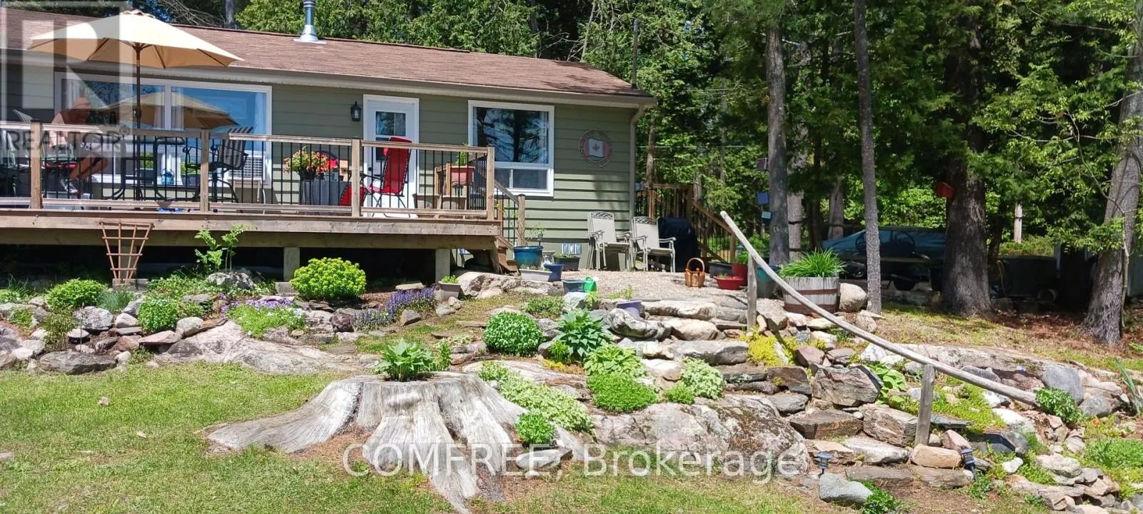 1005 HOYLE LANE W