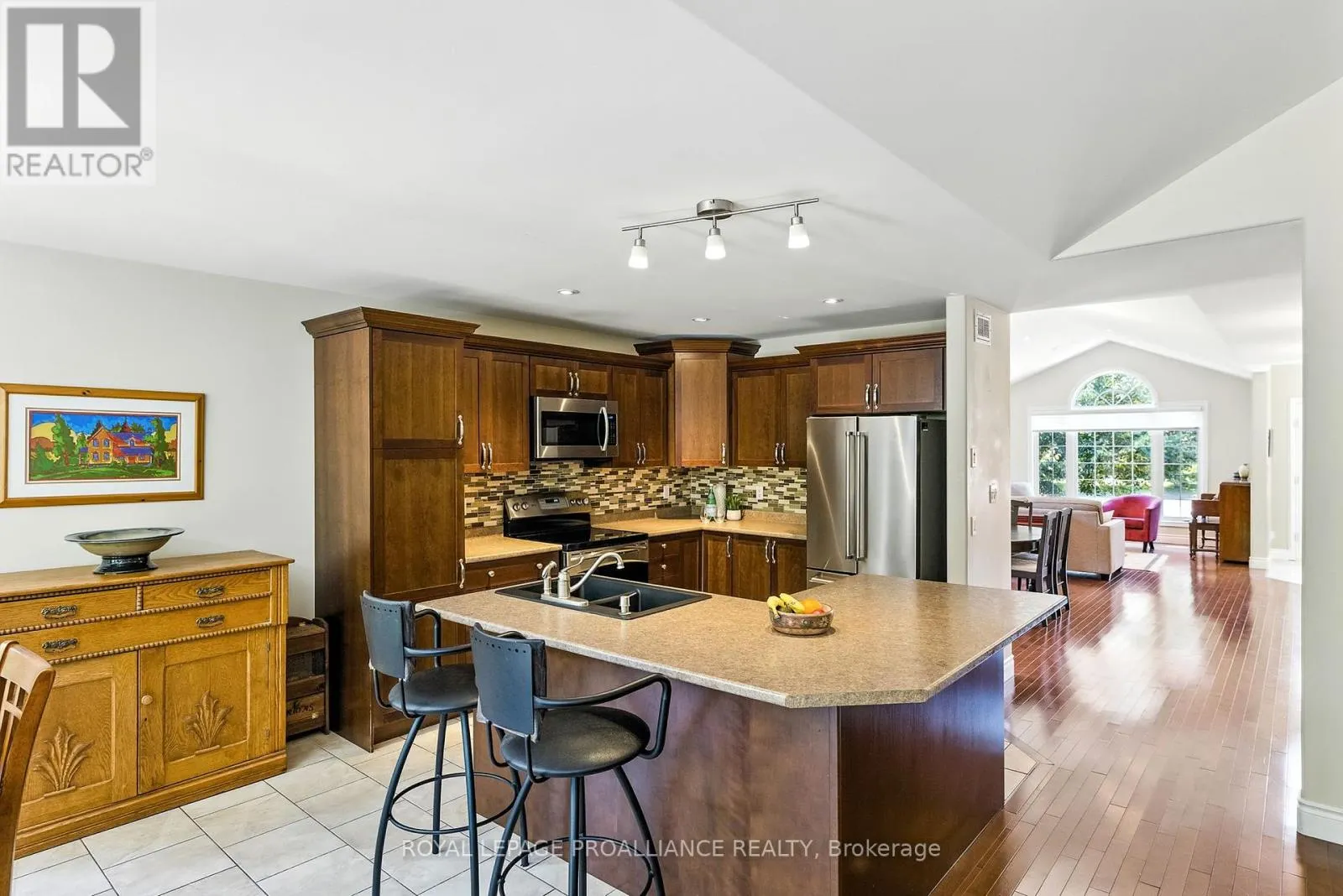 44 HURON DRIVE