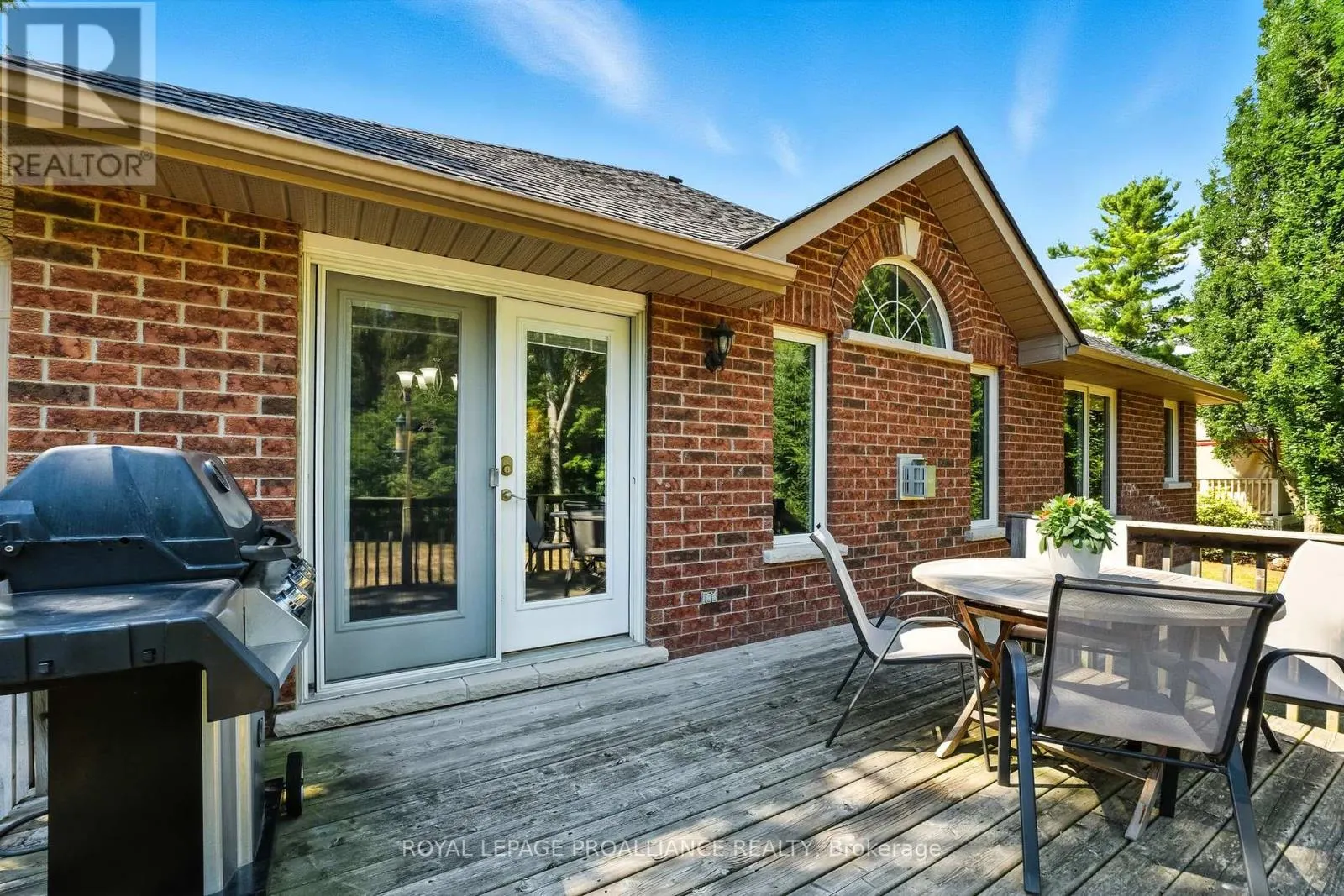 44 HURON DRIVE